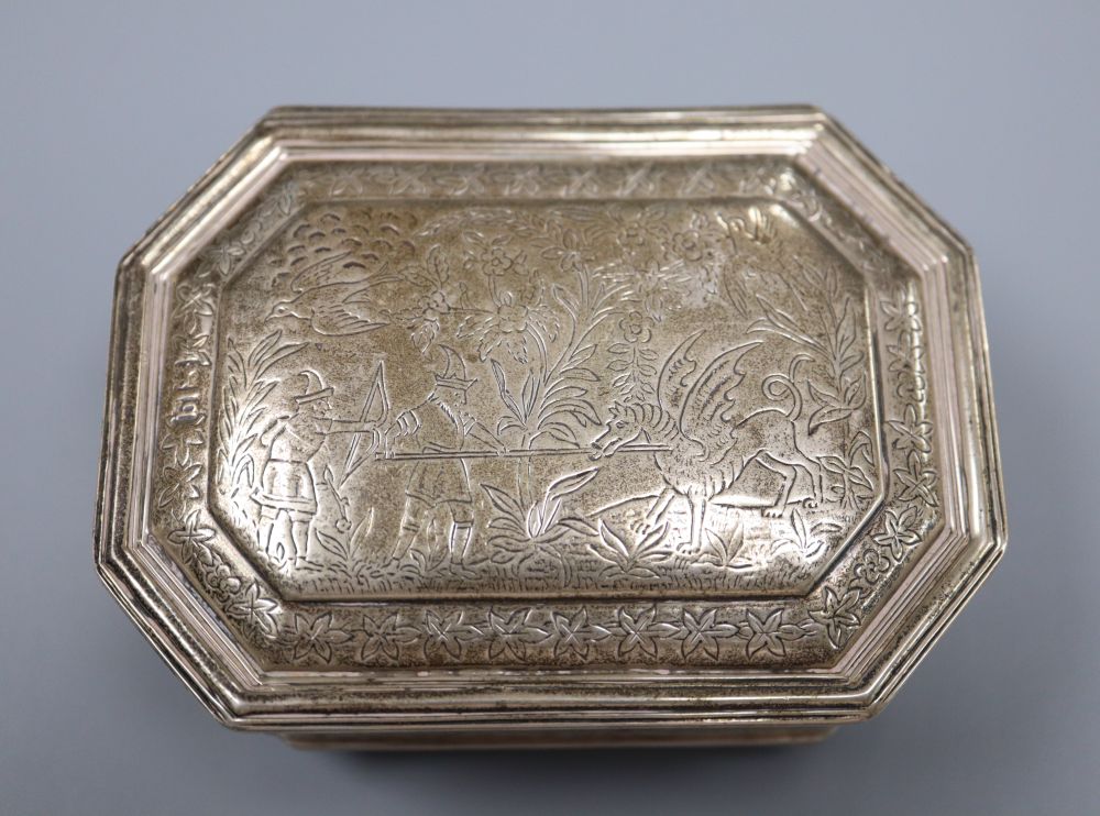A George V silver octagonal trinket box, engraved with Pegasus hunting scenes, Goldsmith & Silversmiths Co Ltd, London, 1911,